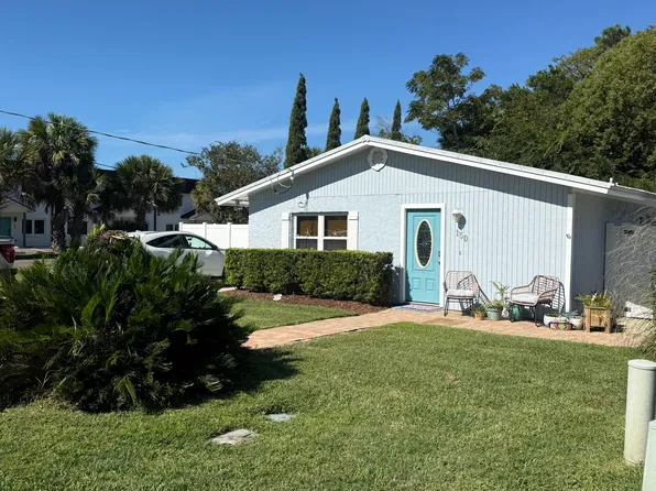 150 Belvedere St, Atlantic Beach, FL 32233
