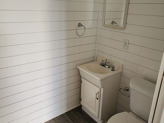 1/2 bath Main Floor off Laundry Room