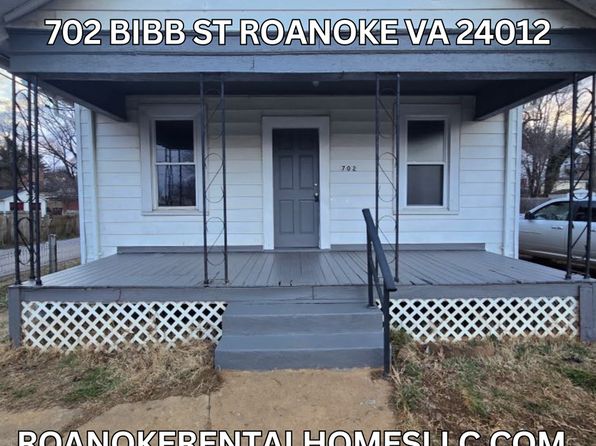 702 Bibb St NE