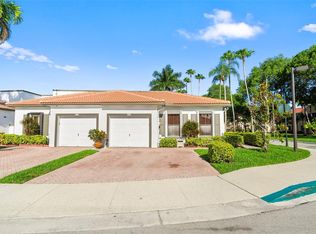 602 SW 158th Ter, Pembroke Pines, FL 33027