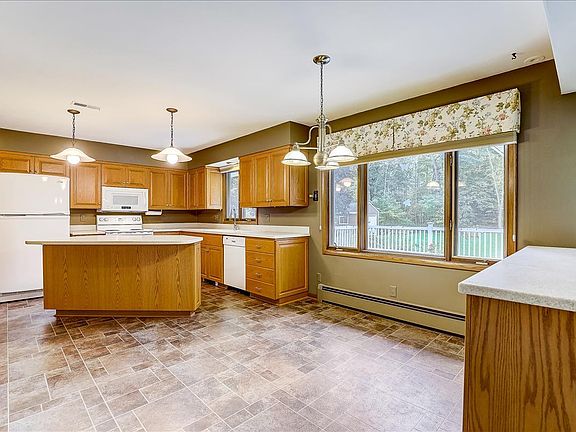5th image of 10575 Robinwood Ct