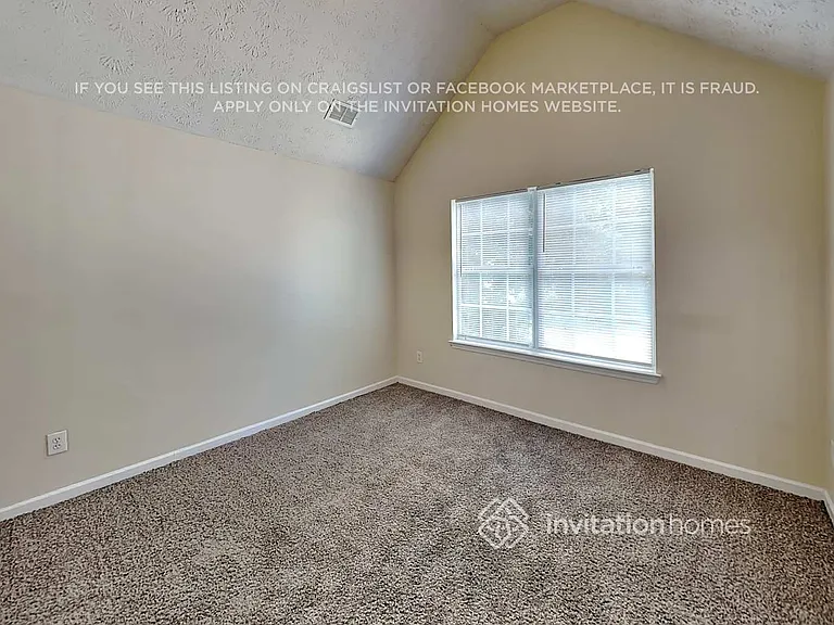 3985 Melanie Woods Dr — Photo 4