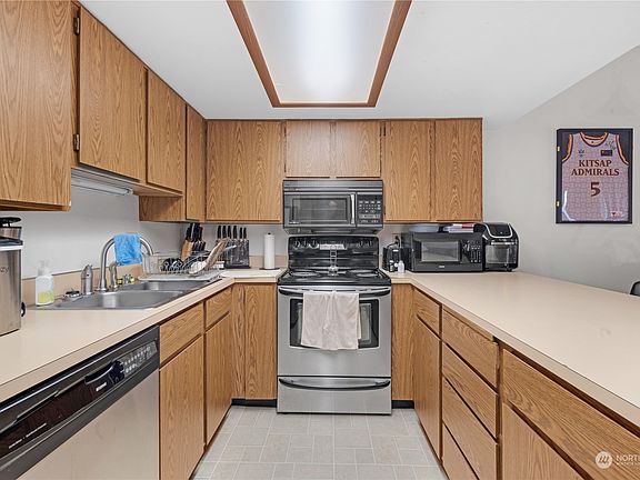 3rd image of 1735 Park Avenue #B307