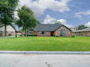 8015 Colgate St, Houston, TX 77061