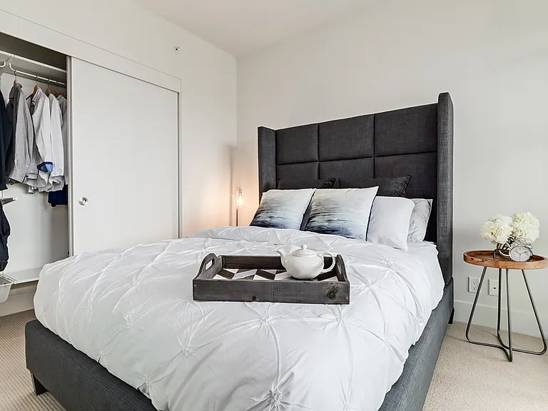 901 10th Ave SW #1707 — Photo 13