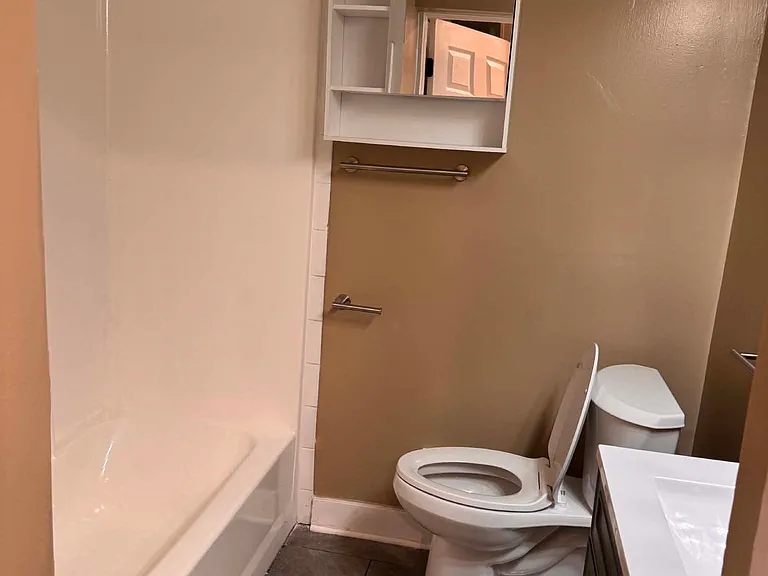 437 W Main St #2 — Photo 7
