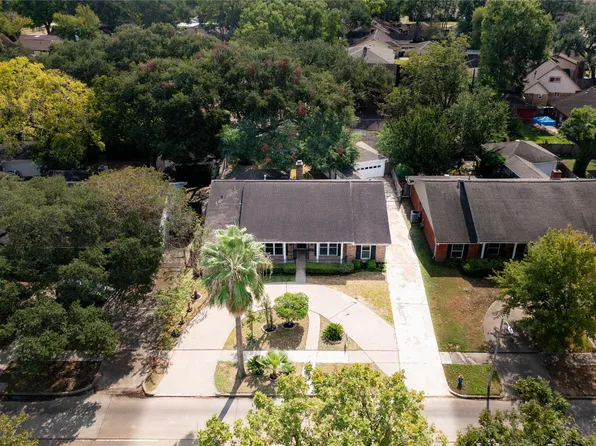 6119 S Braeswood Blvd, Houston, TX 77096