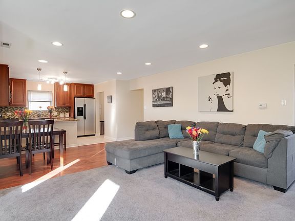 4th image of 1456 Portsmouth Ave