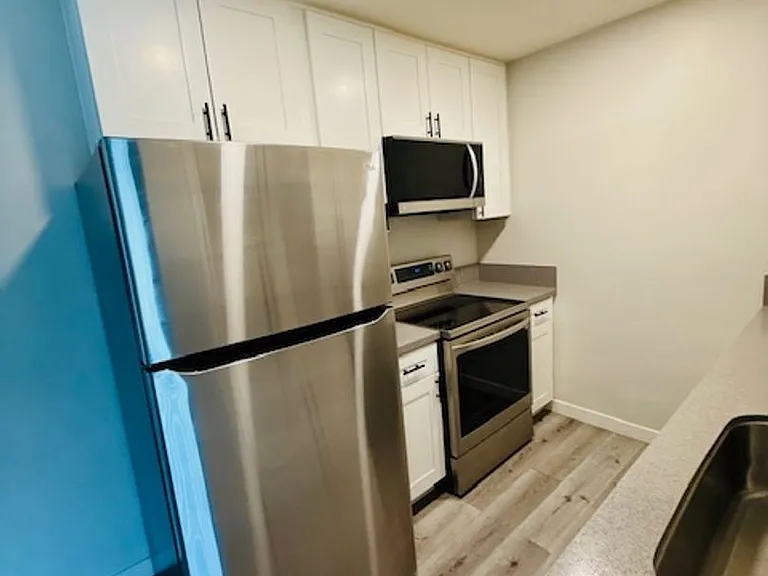 2120 Mission Avenue — Photo 12
