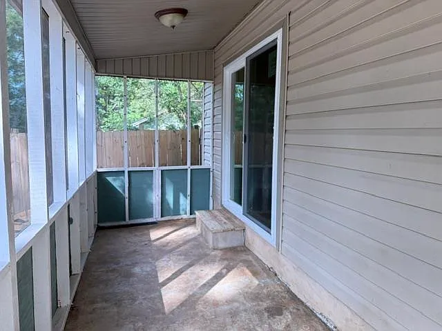 2145 Portsmouth Cir — Photo 19