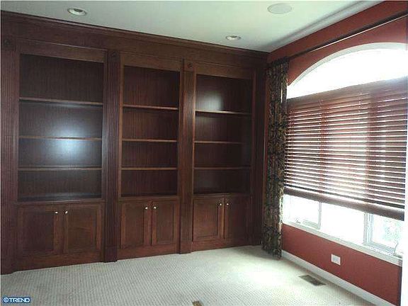 4th image of 212 Audubon Dr