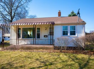 611 N Plymouth St, Culver, IN 46511