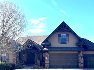 110 S Westglen Dr, Raymore, MO 64083