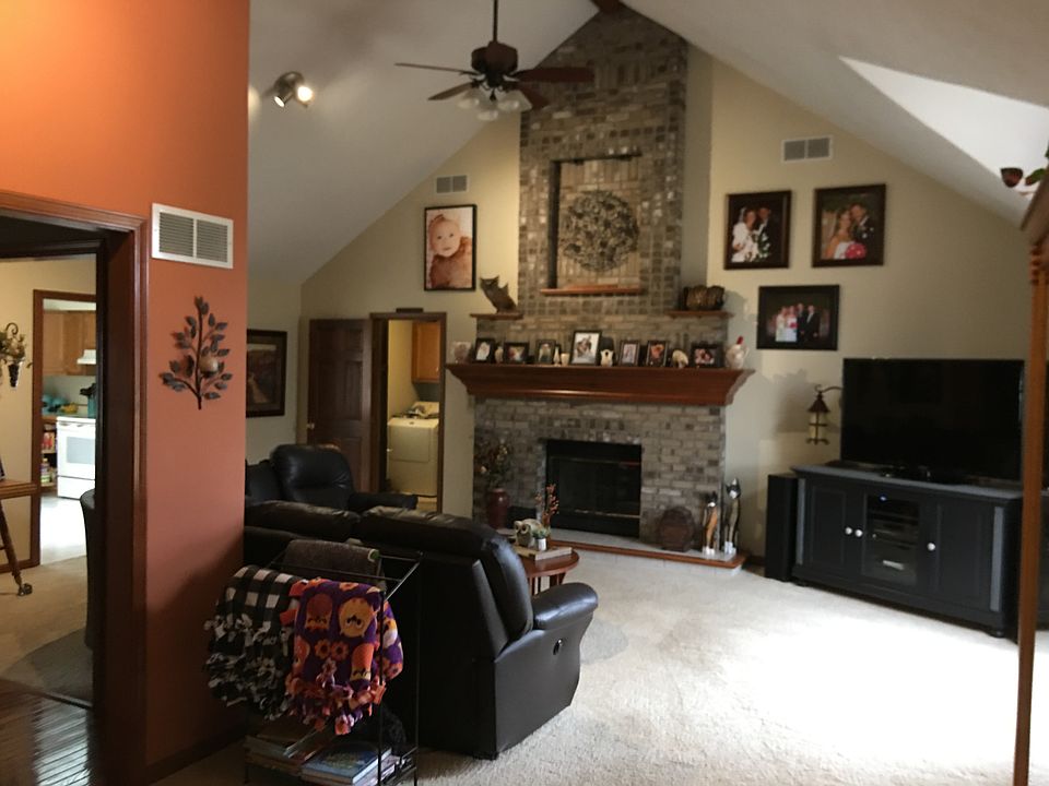 1st image of 8743 Kensington Dr
