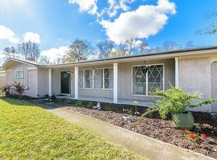 724 Estates Cove Rd, Jacksonville, FL 32221