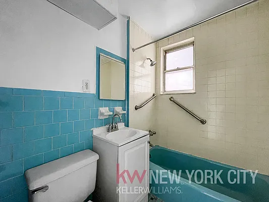 Rented by Keller Williams NYC | media 18