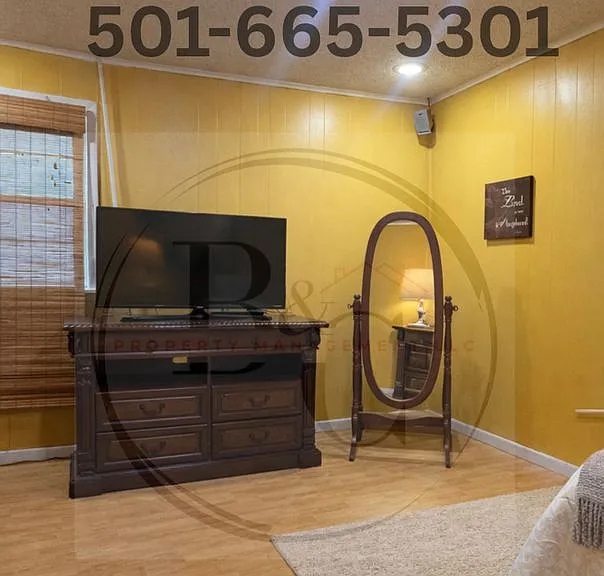 3703 W Hepburn St — Photo 5