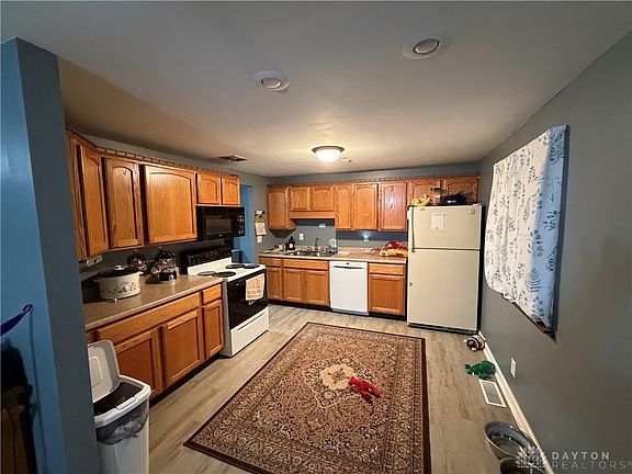 5th image of 1653 Chippewa Dr