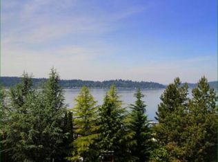 1614 E Lake Sammamish Pl SE, Sammamish, WA 98075