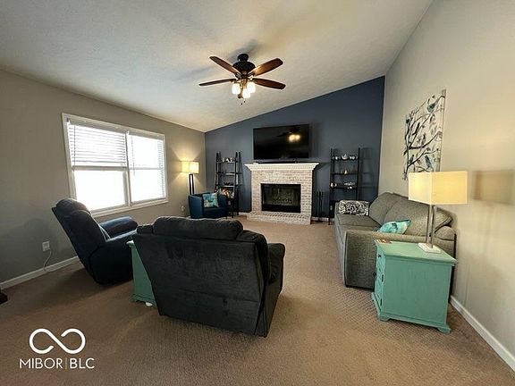 3rd image of 9512 W Thurston Ct