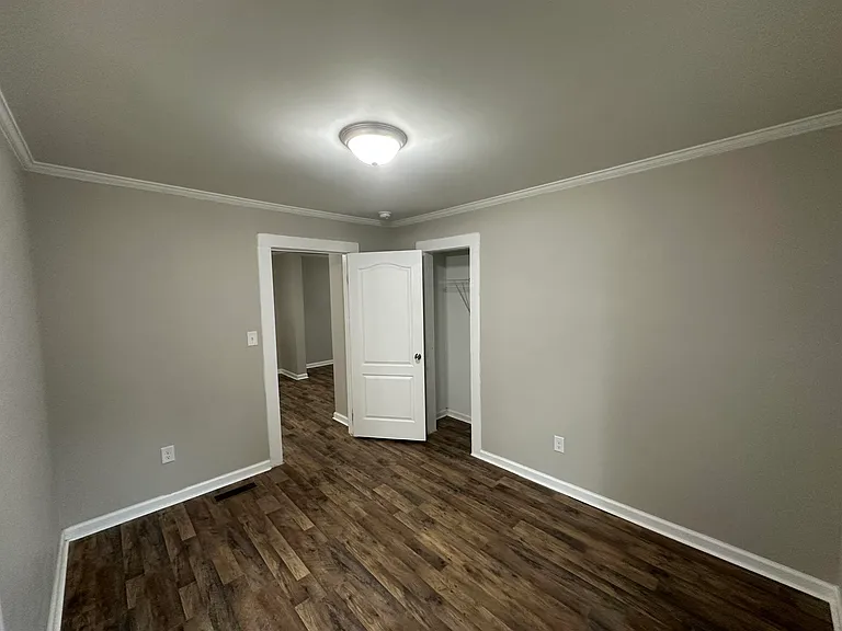 416 Airline Ave — Photo 12