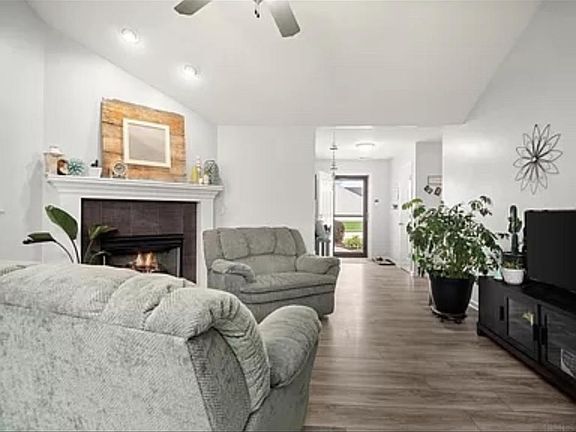 3rd image of 13517 Stowe Dr