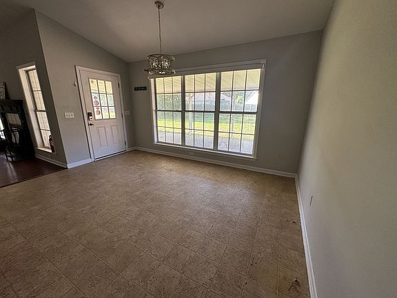 5th image of 197 Rehobeth Way