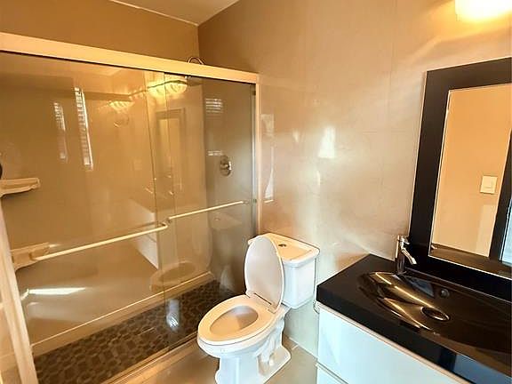 4th image of 9986 Royal Palm Blvd