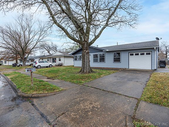 3rd image of 408 Cumberland Dr