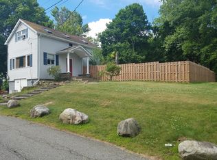 5 Banker St, Spring Valley, NY 10977