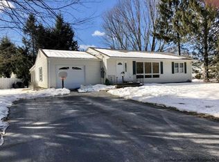 9 Elm St, Tillson, NY 12486