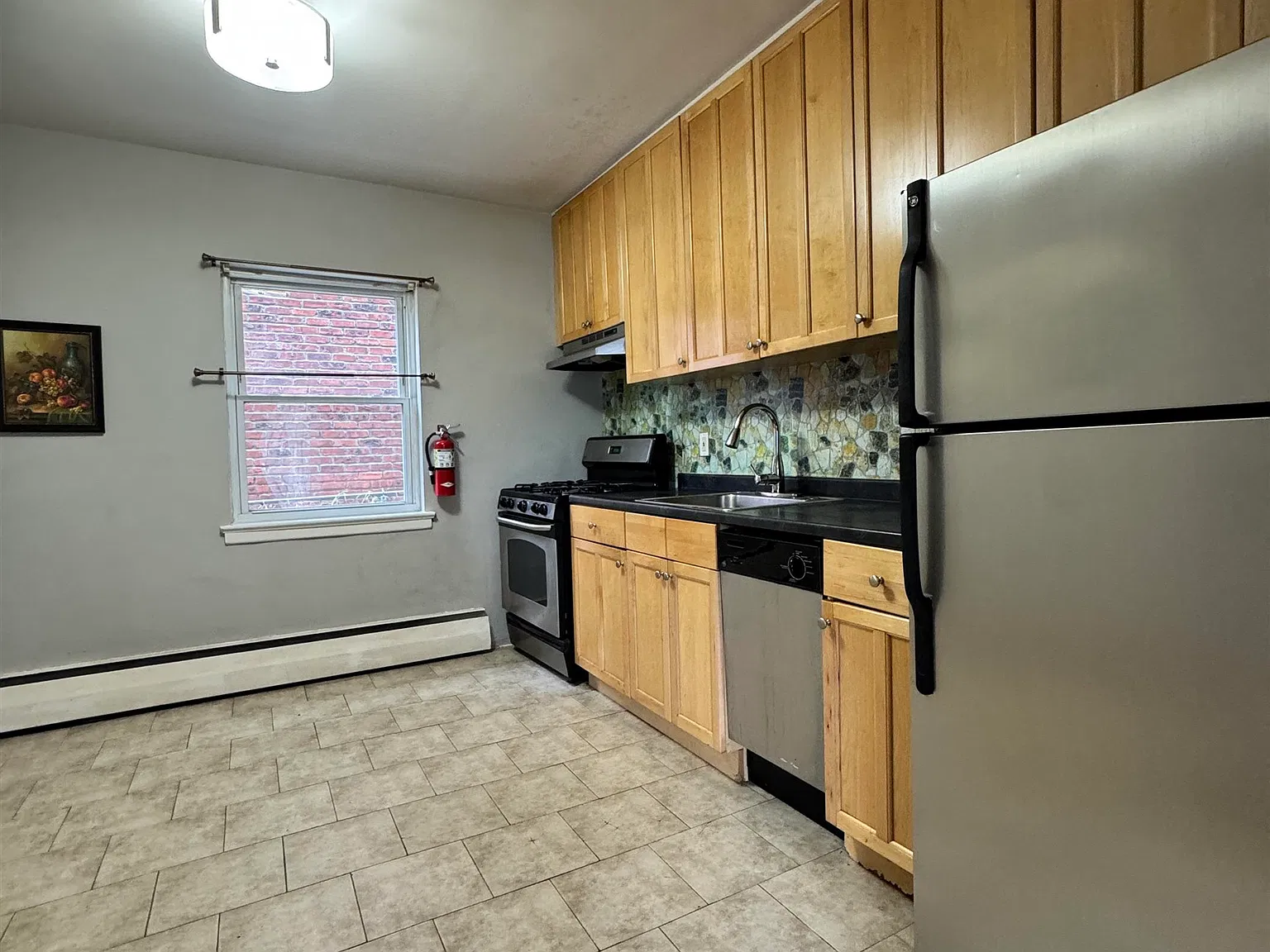 1 bed, 1.0 bath, 500 sqft, $1,800 — Photo 2