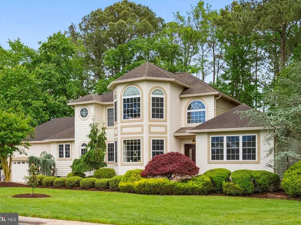 9512 Harbor Lights Dr, Berlin, MD 21811