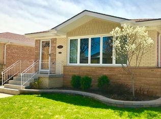 6826 N Dowagiac Ave, Chicago, IL