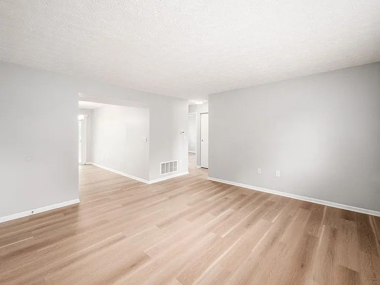 7992 Harmill Dr — Photo 4