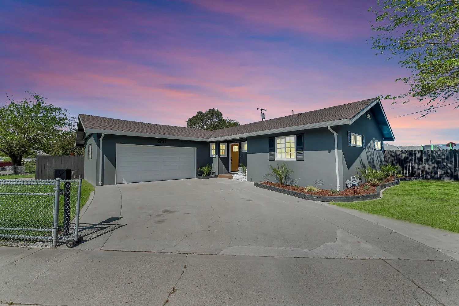 6731 Cantel Way photo 1