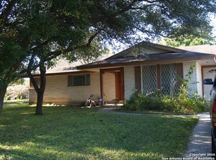 10801 Pinehill St, San Antonio, TX 78230