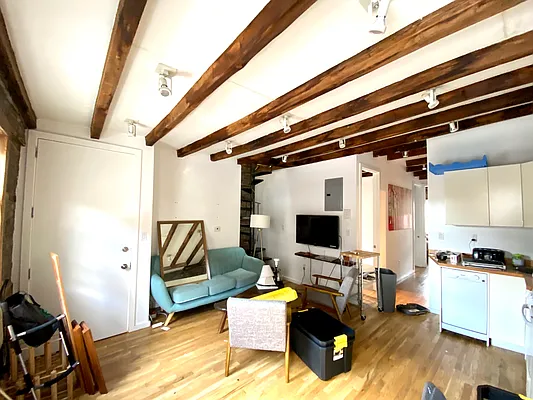 Rented by Nolita Group | media 17