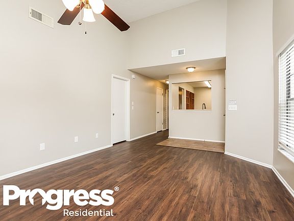 4th image of 3859 Villa Rose Ln