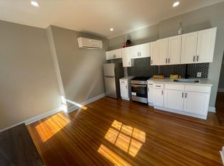 359 State St APT 3F, Albany, NY 12210