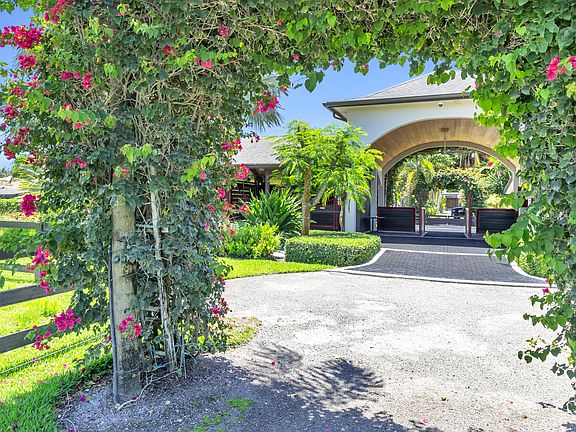 4th image of 12880 Indian Mound Road