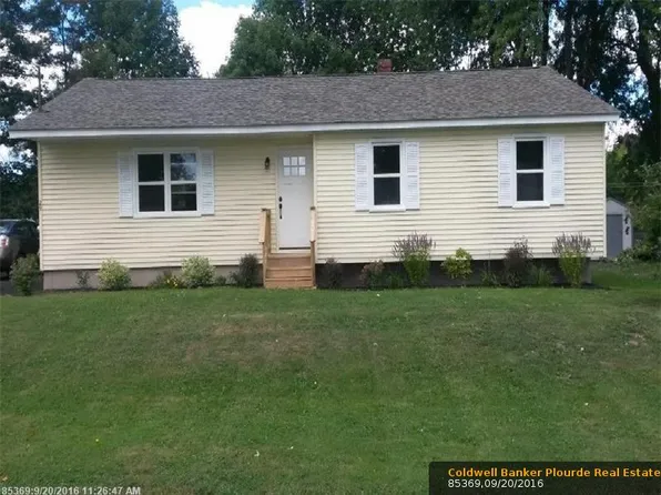 29 Ginger Ave, Winslow, ME 04901