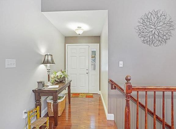 4th image of 4410 Worthington Place Dr
