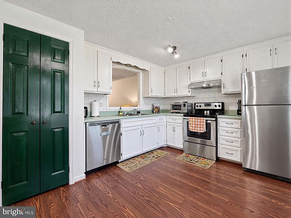 5th image of 20811 Harlequin Ln