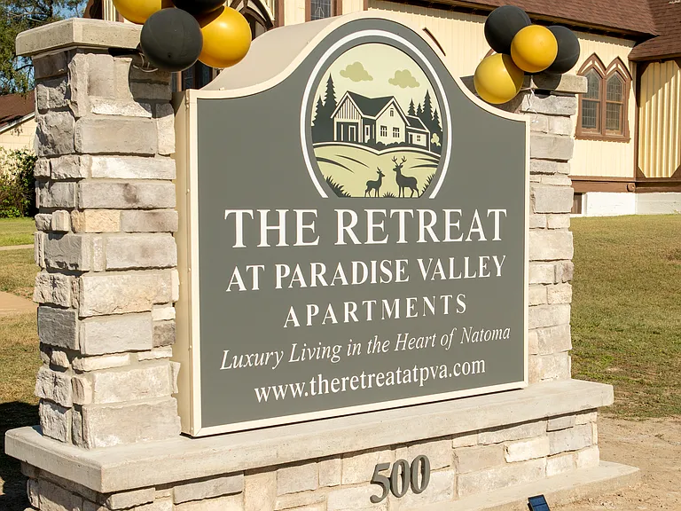 The Retreat at Paradise Valley Apartments — Photo 5