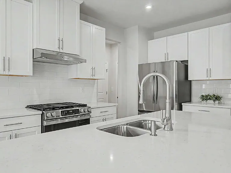 1621 Crimson Leaf Ln — Photo 19