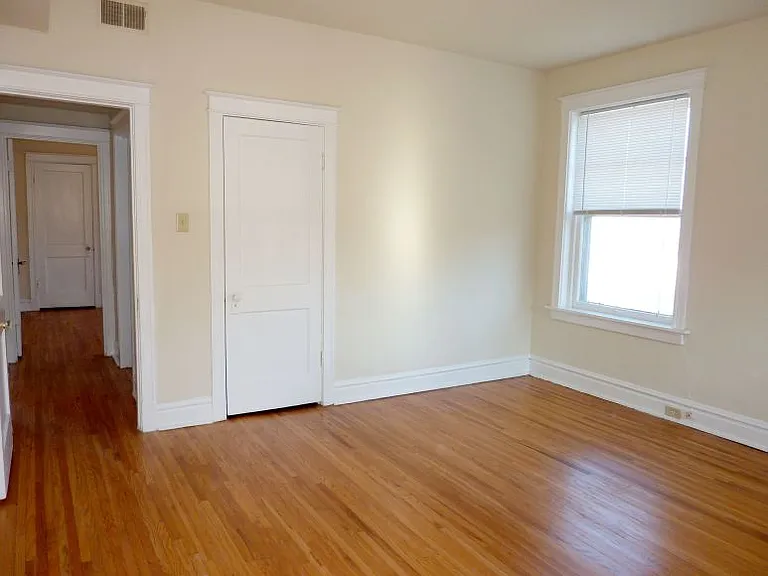 6805 Washington Ave — Photo 12