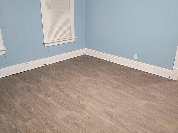 5th image of 109 Bissell Ave #2