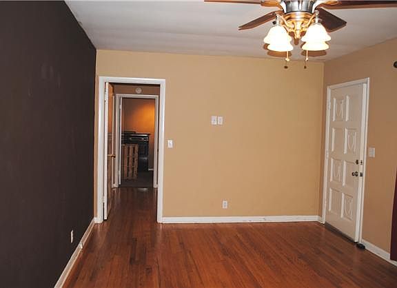 5th image of 330 Louise Ave