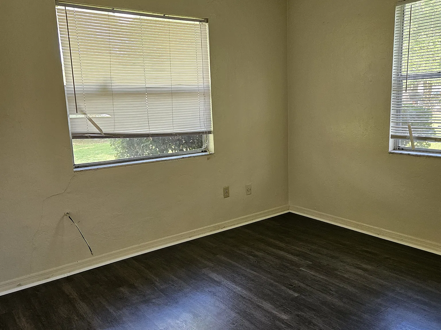 2 bed, 450 sqft, $1,150 — Photo 4